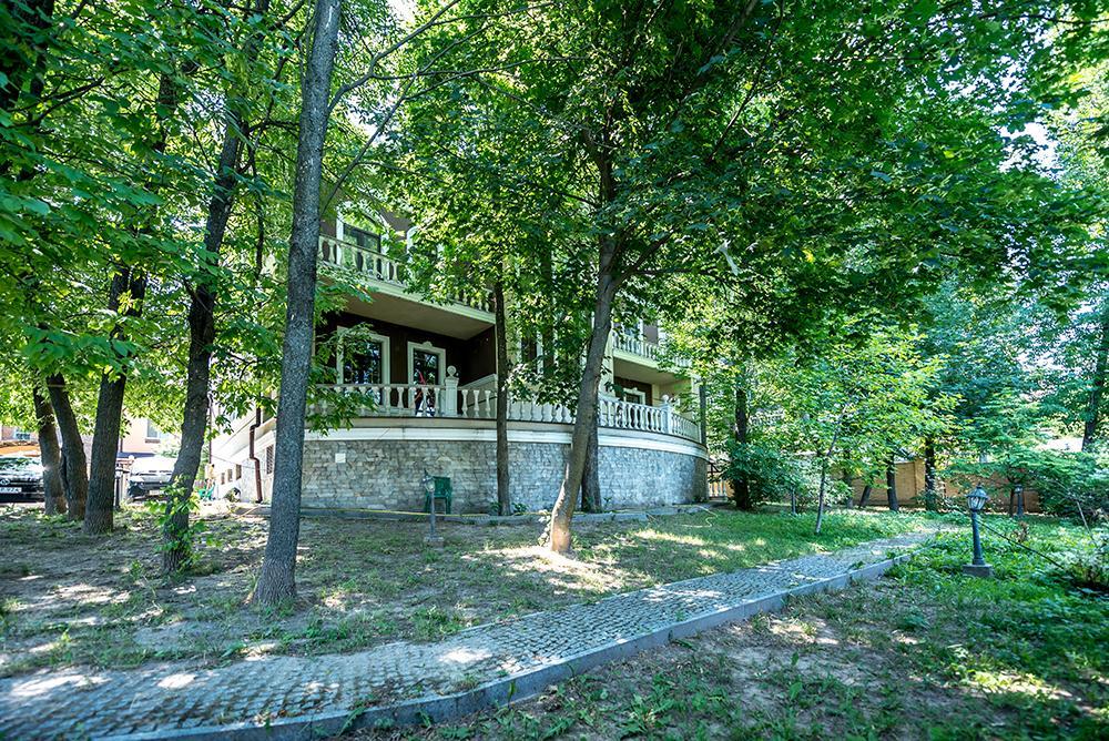 Whippet House Otel Kiev Dış mekan fotoğraf