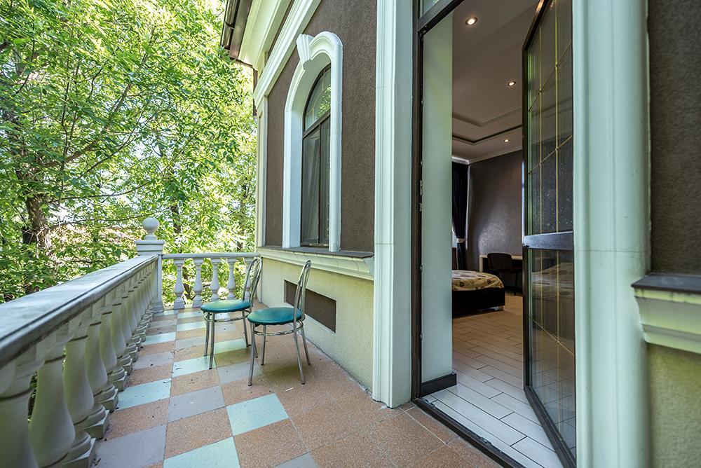 Whippet House Otel Kiev Dış mekan fotoğraf